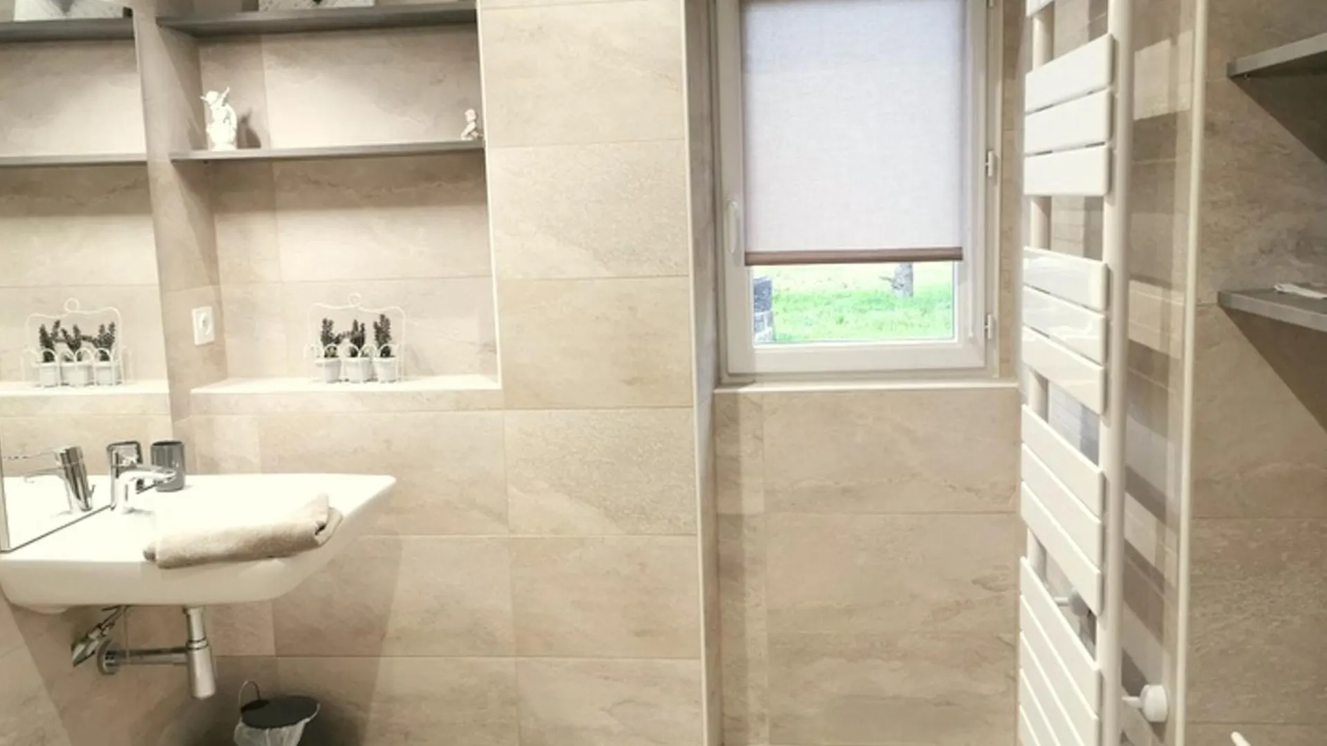 Gite De Charme Avec Terrasse Privative Et Grand Jardin Pres Du Parc Le Pal - Fr-1-489-339 Thiel-sur-Acolin フランス